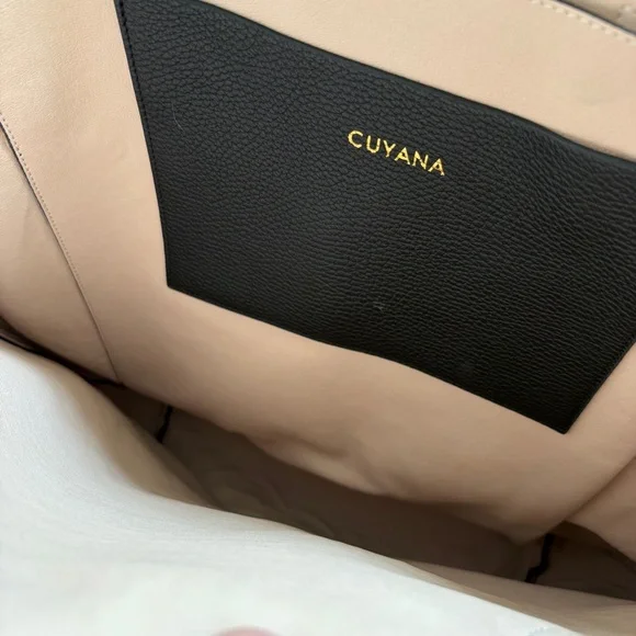 Cuyana Tall Structured Tote - Picture 4 of 7